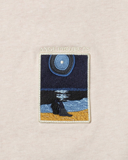 Night beach patch t-shirt oatmeal